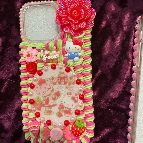 (3) strawberry shortcake phone cases for 14 Pro Max bundle of 3 - Picture 4 of 5